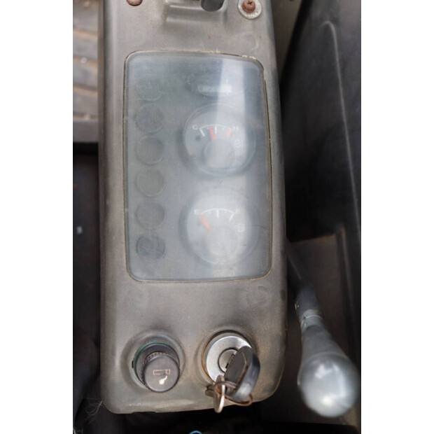 دووسان D18 VT-45717954