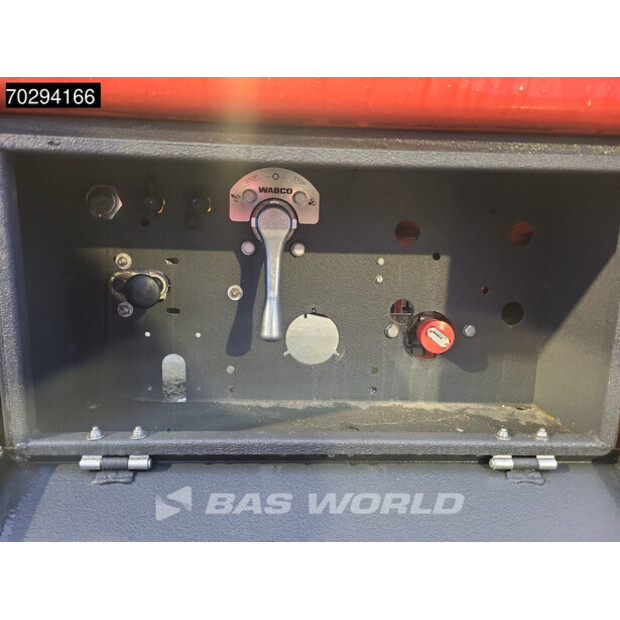 2026 Kässbohrer LB4E-45718002