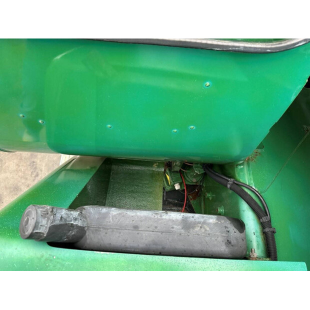 2006 تيريكس AC35L-45718379