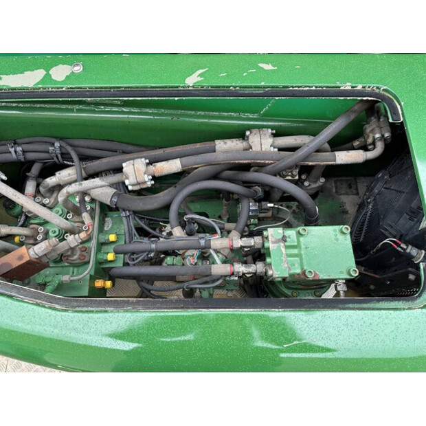 2006 تيريكس AC35L-45718384