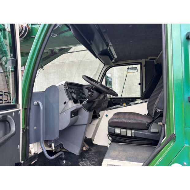 2006 تيريكس AC35L-45718405