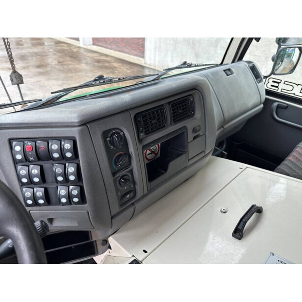 2006 تيريكس AC35L-45718411