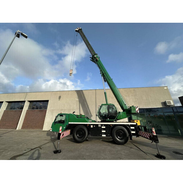 2006 تيريكس AC35L-45718428