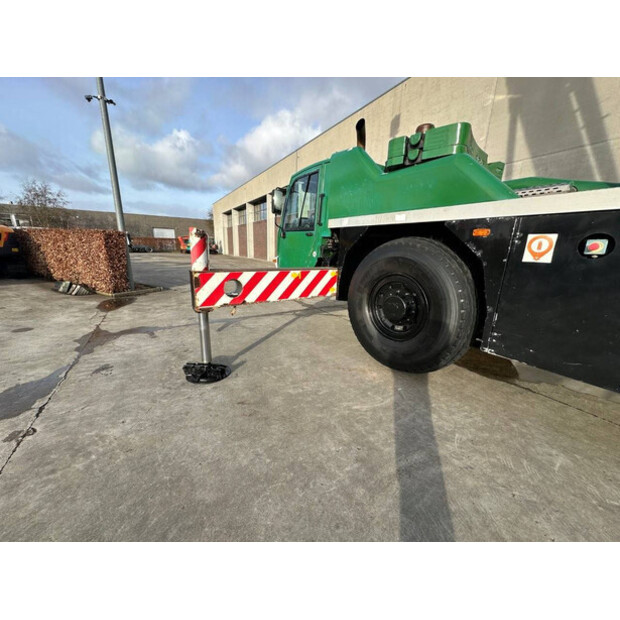 2006 تيريكس AC35L-45718431