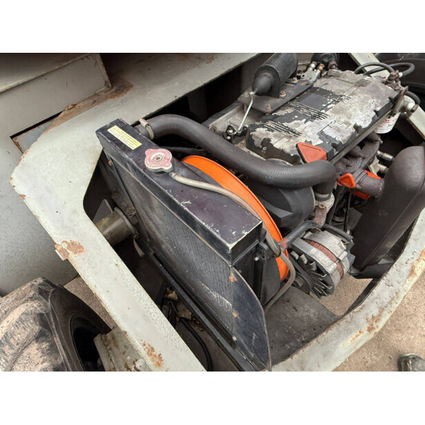 2007 هولوت HA12PX-45718479