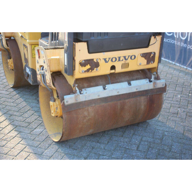 2015 Volvo DD25-45718931