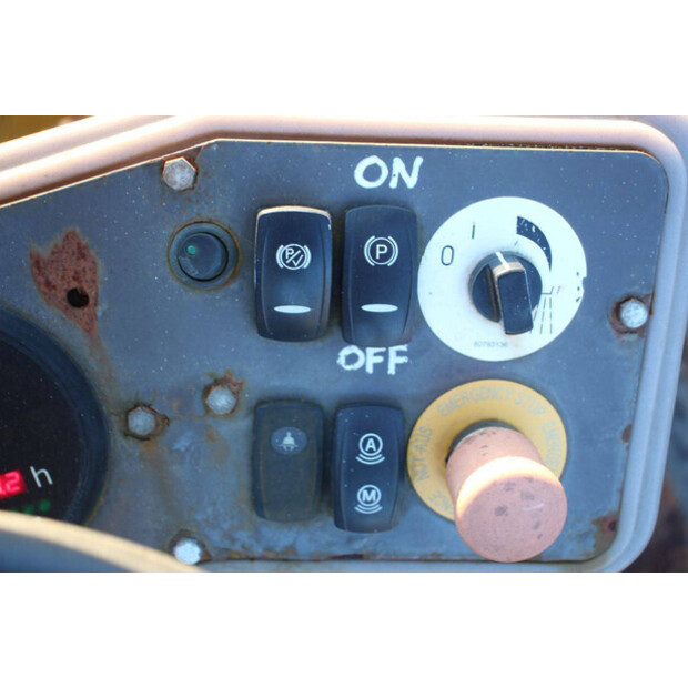 2015 Volvo DD25-45718940