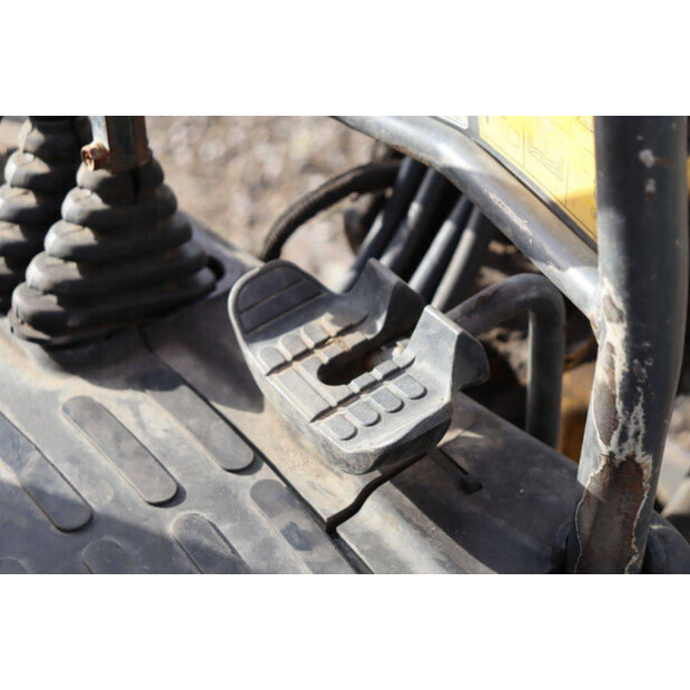 New Holland E10SR-45719236