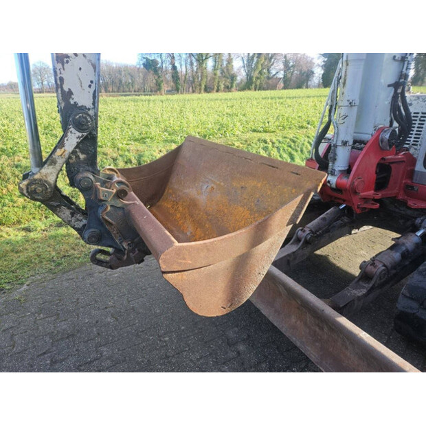 2003 تاكوتشي TB175-45719377