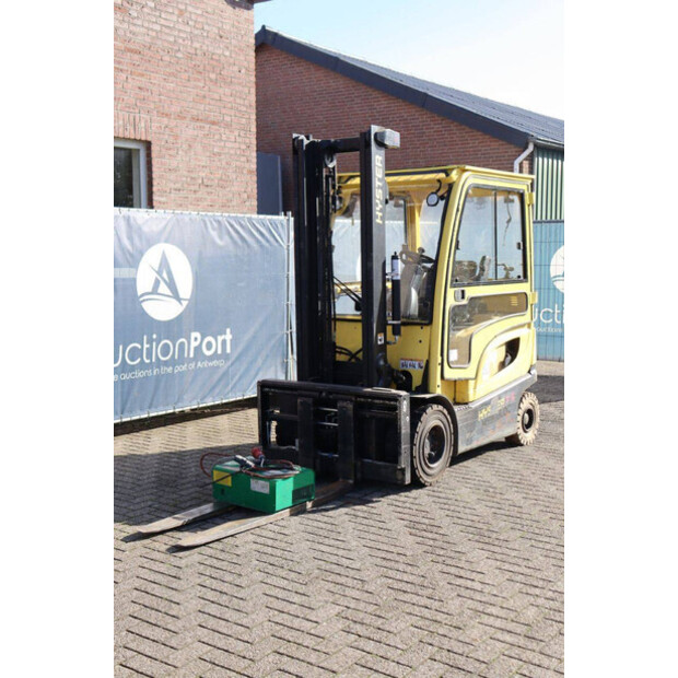 2018 Hyster J2.5XN-45719443