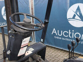 2000-daewoo-d30s-3-1427315-45719501