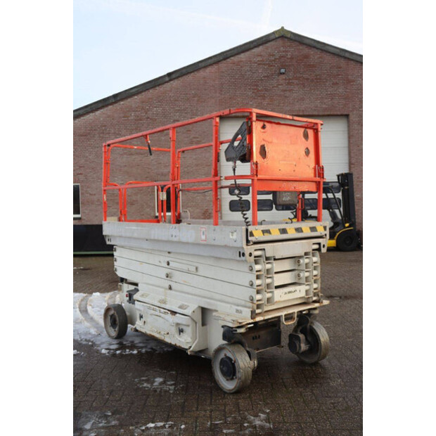 2014 جيه ال جي 2646ES-45719522