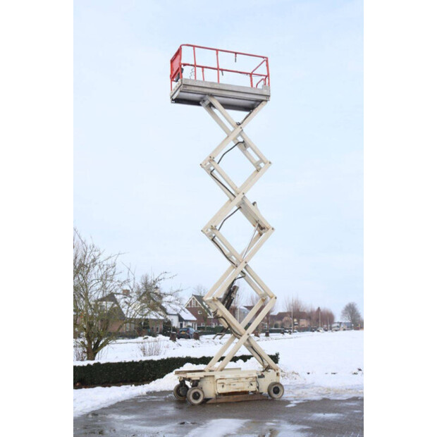 2014 جيه ال جي 2646ES-45719537