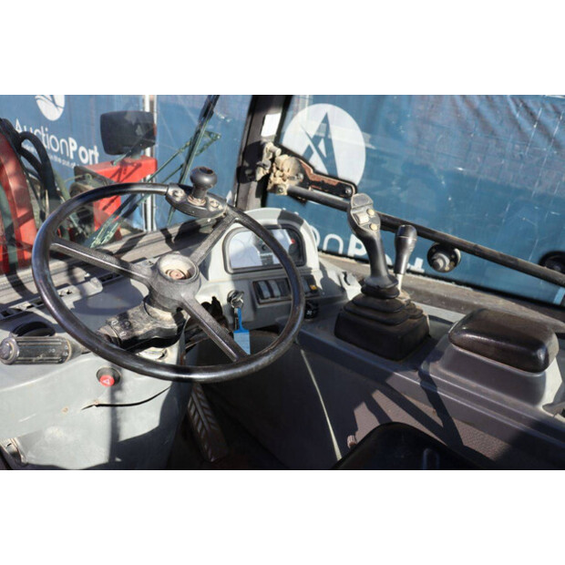 2005 Volvo L25B-P-45719656