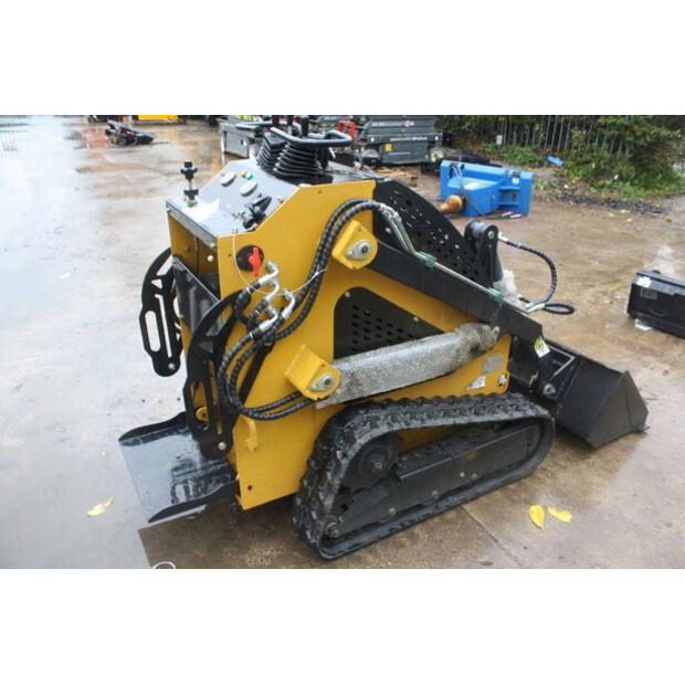 2025 LH LRT360-45719703