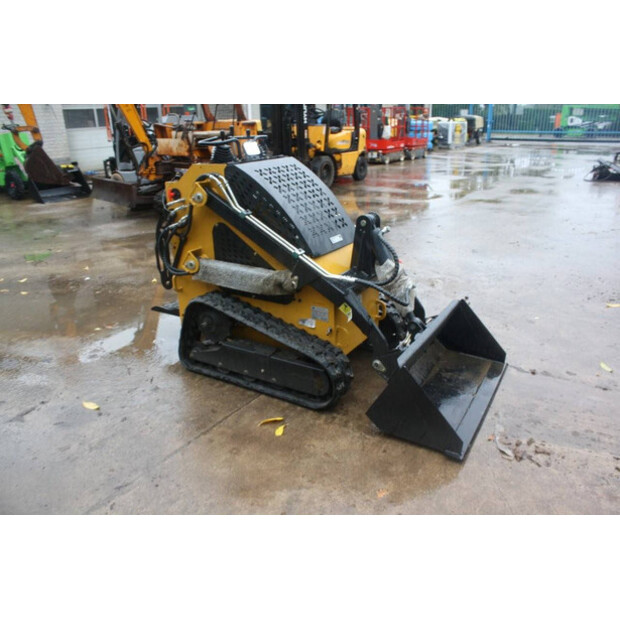 2025 LH LRT360-45719704