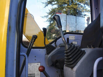 komatsu-pc75uu-2-1427325-45719797