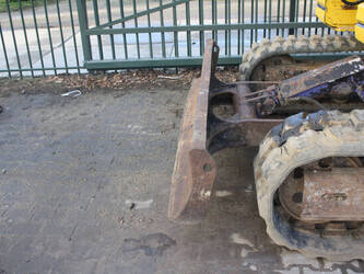 komatsu-pc75uu-2-1427325-45719801