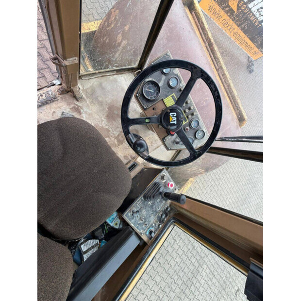 كاتربيلر CS-563 AW-45719916