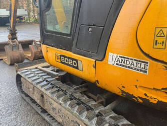 jcb-8020-45719965