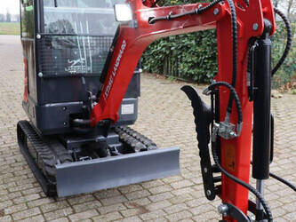 2025-landward-xt180-1427351-45720471