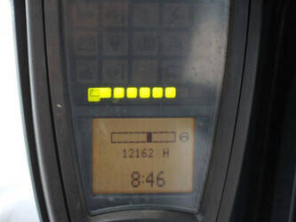 2015-linde-e25-01-1427352-45720547