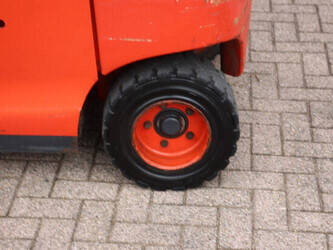 2017-linde-e30hl-01-600-1427354-45720606