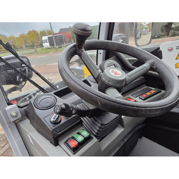 2021 Neuson TH412-45720805