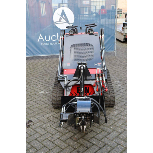 2024 سكيدستر EG380T-45720891