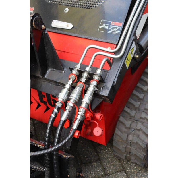 2024 سكيدستر EG380T-45720897