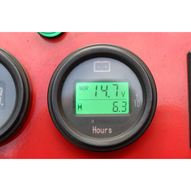 2024 سكيدستر EG380T-45720907