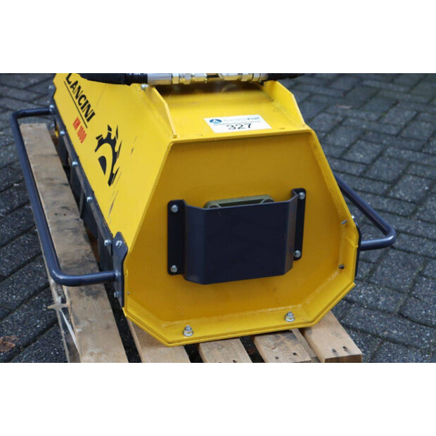 2025 Lancia KM 1000-45721106