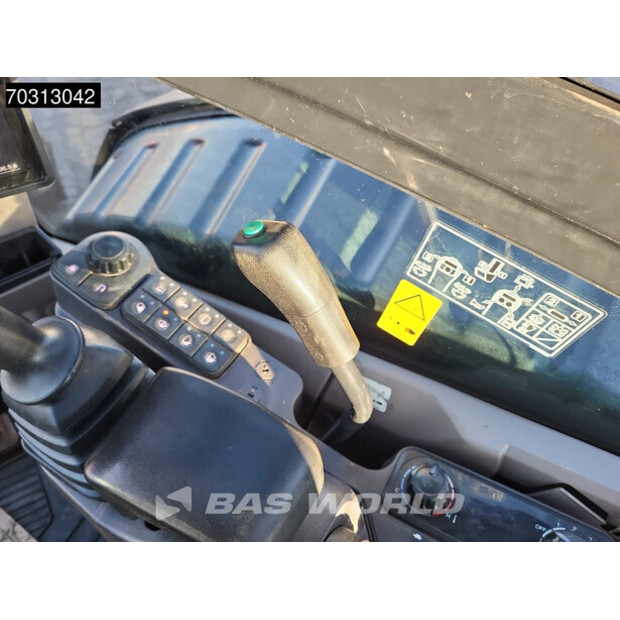 2020 كوبوتا U56-5-45721339