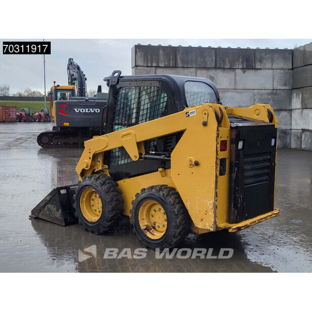 2021 كاتربيلر 226D3-45721417