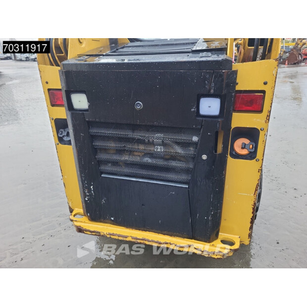 2021 كاتربيلر 226D3-45721431