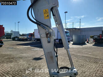 2023-takeuchi-tb250-2-45721499