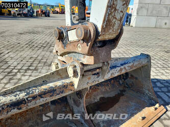 2023-takeuchi-tb250-2-45721500