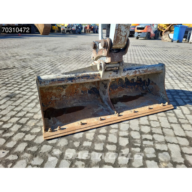 2023 TAKEUCHI TB250-2-45721501