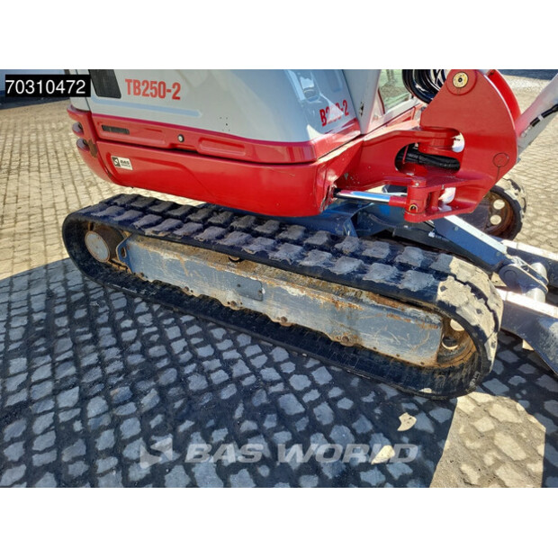 2023 TAKEUCHI TB250-2-45721516