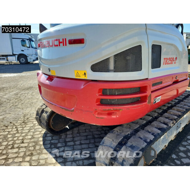2023 TAKEUCHI TB250-2-45721517