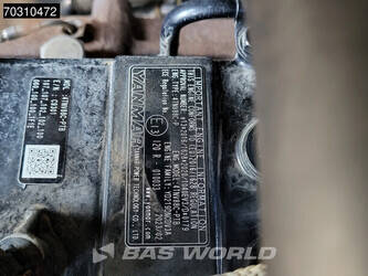 2023-takeuchi-tb250-2-45721536