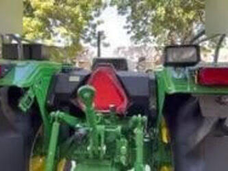 2026-john-deere-5210-1427469-45730086