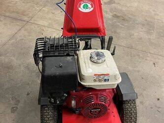 صورة ل معدات الزراعة والغابات Kersten