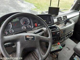 2009-man-26-324-1427482-45734569