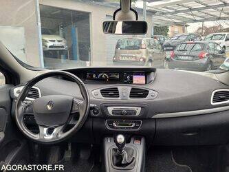 2014-renault-megane-1427500-45734808