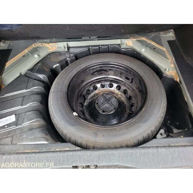 2014 رينو Megane-45734814