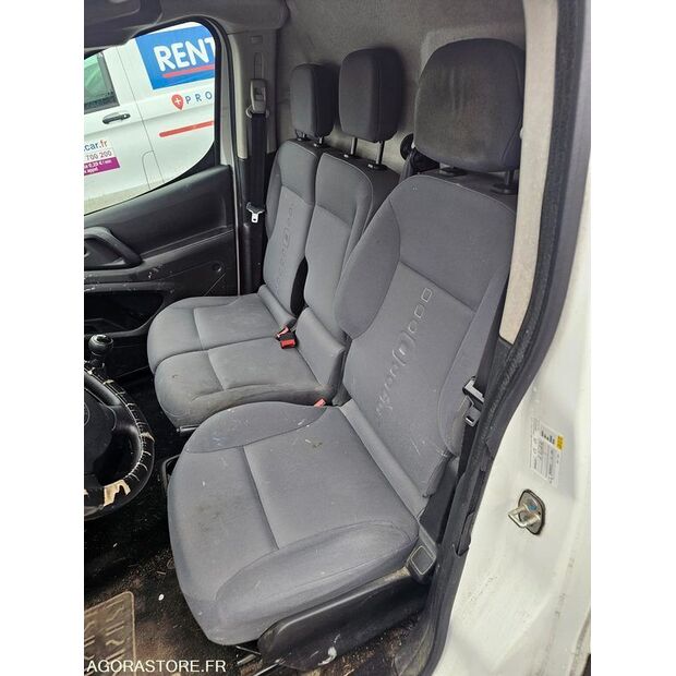 2016 Citroen BERLINGO-45734819