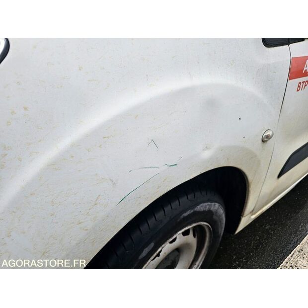 2016 Citroen BERLINGO-45734826