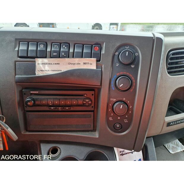 2009 رينو Midlum-45734899