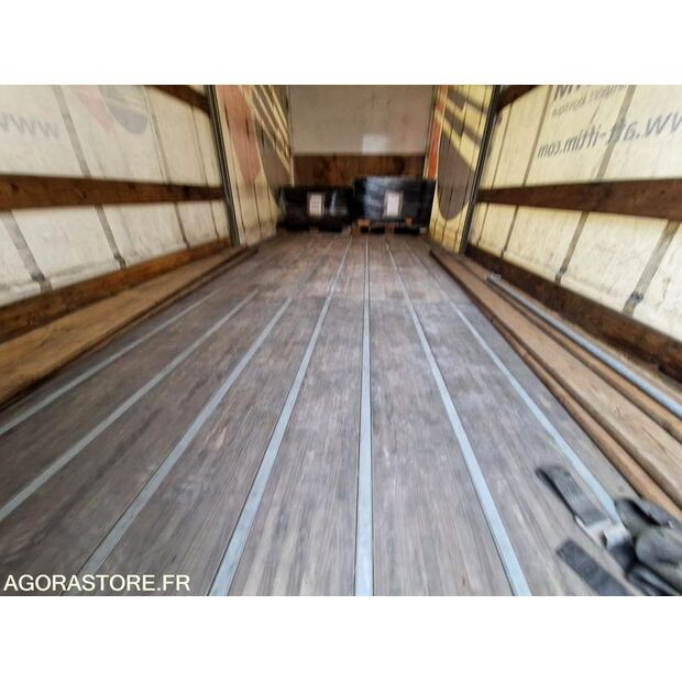 2009 رينو Midlum-45734931